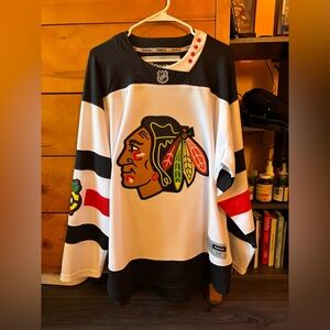 NHL Chicago Blackhawks REPLICA 2016 Stadium Series Jersey | Size: Medium